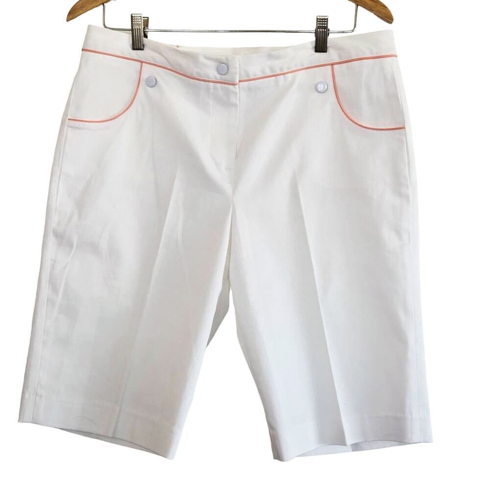 PREPPY KNEE LENGTH WHITE SHORTS SNAP BUTTONS SAILING SHORTS